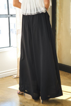 Load image into Gallery viewer, Brooklyn Wide Leg Pleated Pants
