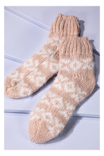 Load image into Gallery viewer, Fuzzy Winter Socks
