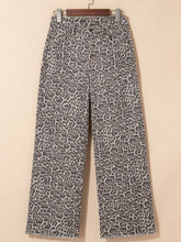 Load image into Gallery viewer, Leopard Jeans
