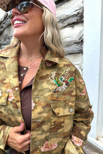 Load image into Gallery viewer, Hunting Season Camo Jacket
