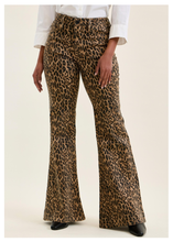 Load image into Gallery viewer, Judy Blue Jaqueline Leopard Flare Jeans
