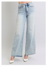 Load image into Gallery viewer, Judy Blue HW Tummy Control Retro Wide Jeans
