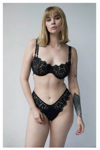 Load image into Gallery viewer, Frisson Balconette Bra
