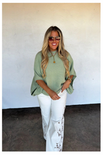 Load image into Gallery viewer, Floral Charm Jeans
