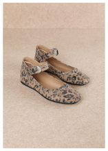 Load image into Gallery viewer, The Mystic Ballerina Flat
