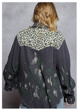 Load image into Gallery viewer, Paint Splatter Double Gauze Shacket
