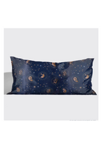 Load image into Gallery viewer, Harry Potter x Kitsch Pillowcase
