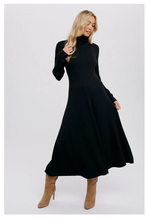 Load image into Gallery viewer, SWEATER MAXI DRESS
