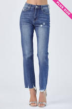 Load image into Gallery viewer, Risen Curvy Raw Hem Jeans
